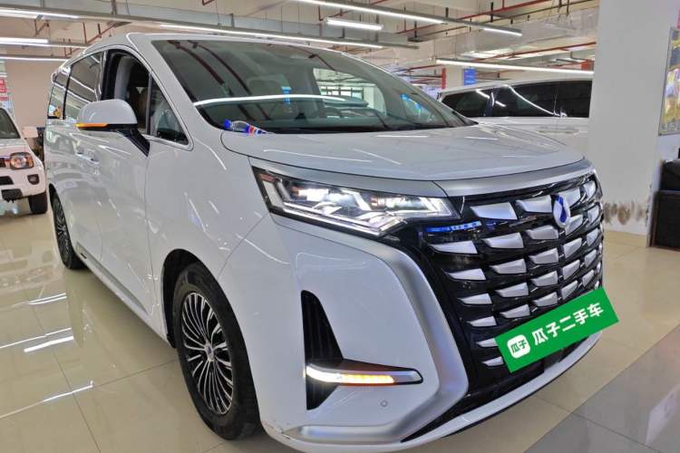 Used Denza D9 2023 DM-i 945 Business Edition