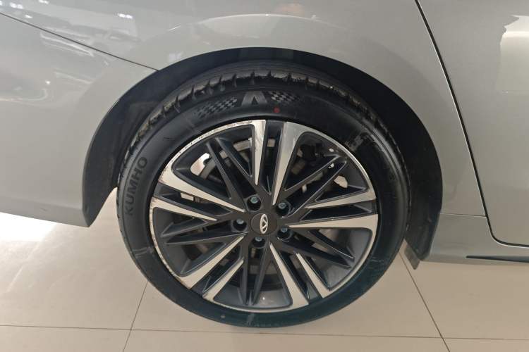 Used Chery Arrizo 8 2023 High-Performance Edition 2.0T DCT Powerfully Equipped Exterior 5