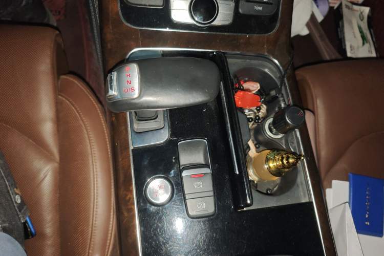 Used Audi A8 2013 A8L 45 TFSI quattro Luxury Model
