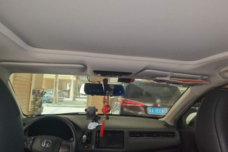 Used Honda Vezel 2020 1.5L CVT Pioneer Edition Headliner