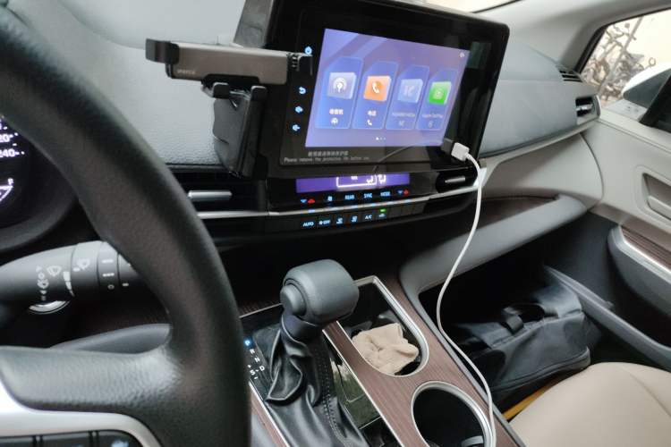 Used Toyota Sienna 2021 2.5L Hybrid Comfort Edition