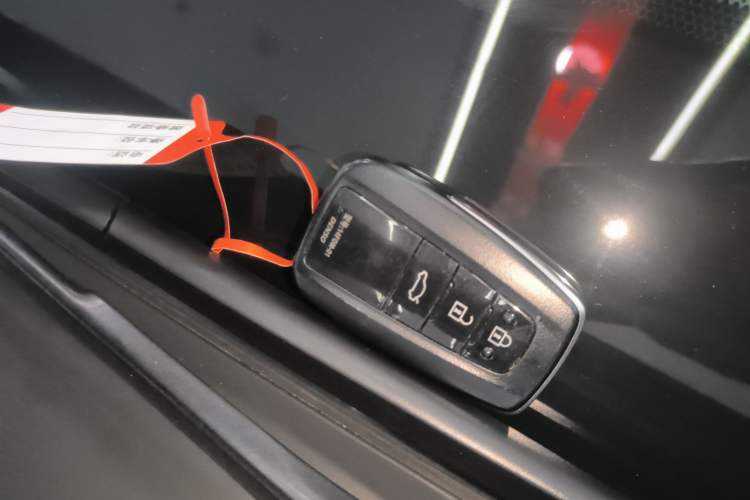 Used Toyota Avalon 2019 2.5L Ambition Version China VI Standard