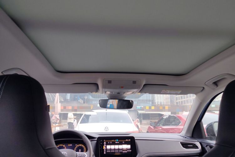 Used Volkswagen Tharu 2025 NewRui 300TSI Prestige Edition