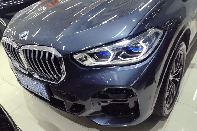 Used BMW X5 2022 xDrive40i M Sport Package Left Front Headlight