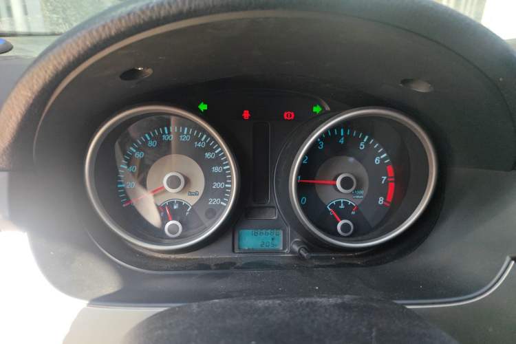 Used Buick Excelle 2013 1.5L Manual Classic Model