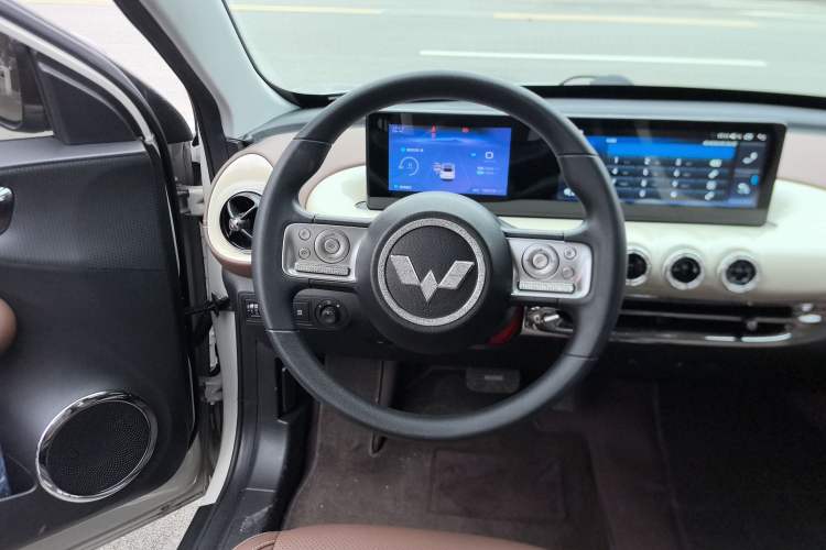 Used Wuling Bingo 2023 333 km Enjoyment Version

