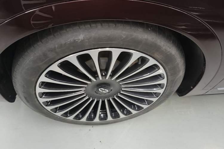 Used Hima AITO M9 2025 Extended-Range Ultra Version 52 kWh 5-Seater Edition