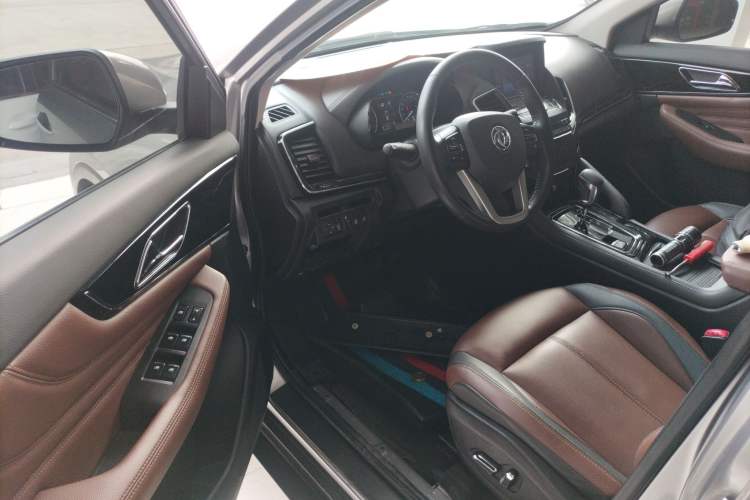 Used Dongfeng Aeolus AX7 2018 Classic 1.6T Automatic Luxury Model
