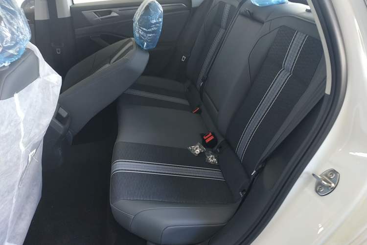 Used Volkswagen Sagitar 2025 300TSI DSG Flyover Edition
