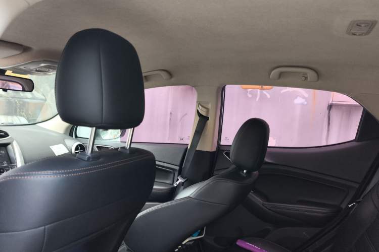 Used BYD Yuan 2017 1.5L Manual Cool Connect Model
