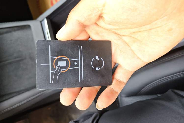 Used Tesla Model 3 2025 Long-Range All-Wheel-Drive Version