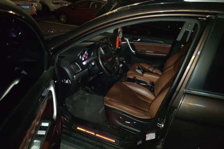 Used Haval H6 2015 Sport Edition 1.5T Manual Two-Wheel Drive Elite Model Driver Seat