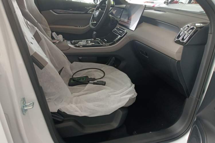 Used Geely Auto FX11 2025 4th Generation 1.5TD DCT – The Start Right Front Seat