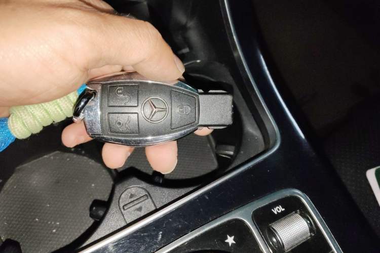 Used Mercedes-Benz C-Class 2015 C 200 Sport Edition 4MATIC Vehicle Key