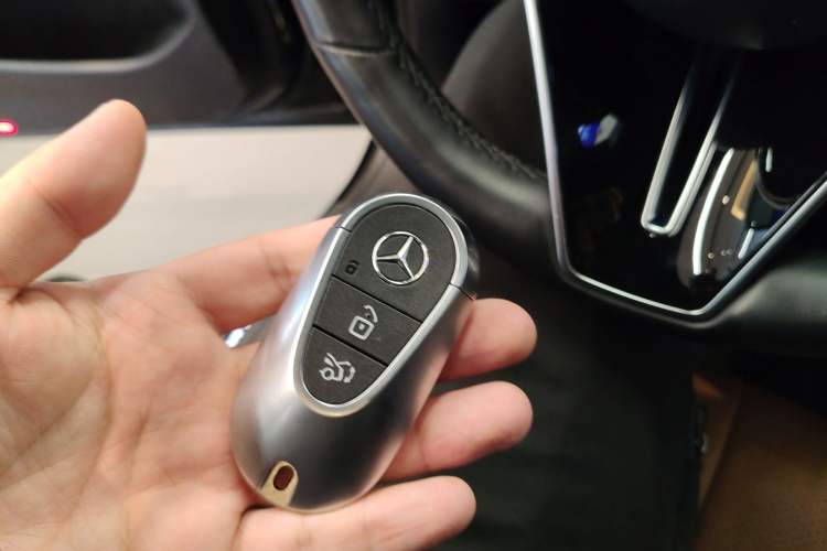 Used Mercedes-Benz E-Class 2024 E 300 L Luxury Model Vehicle Key