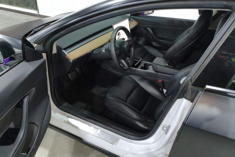 Used Tesla Model 3 2019 Long-Range Rear-Wheel-Drive Version Driver Seat