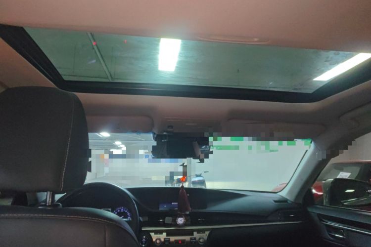 Used Lexus ES 2015 300h Comfort Edition