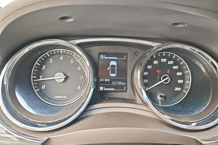 Used Baojun 730 2016 1.5L Manual Comfort Version 7 Seats China V Emission Standard