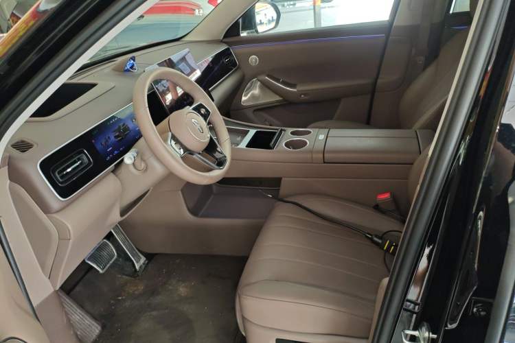 Used Hima AITO M7 2026 Model Range-Extending Ultra All-Wheel Drive 6-Seater Version Left Front Seat