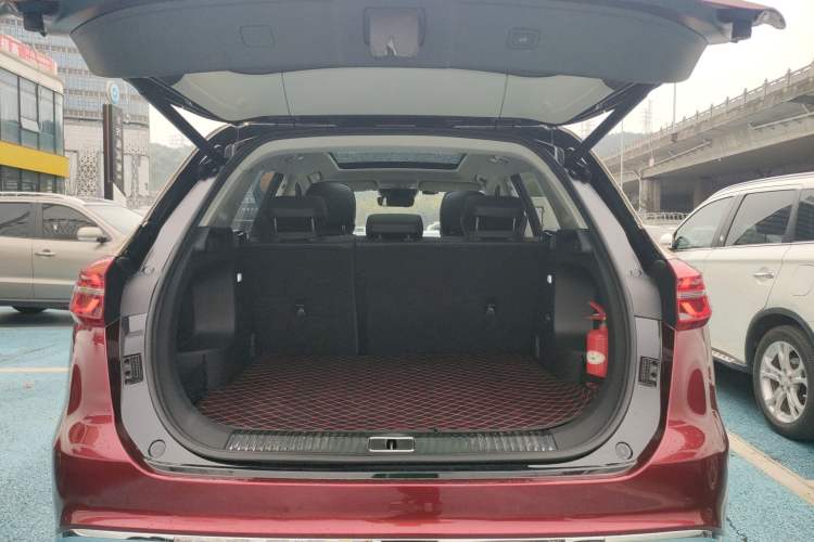 Used Hongqi HS5 2022 Revised Version 2.0T Smart Connect Flagship Edition
