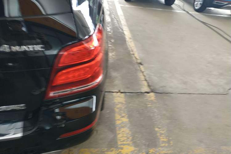 Used Mercedes-Benz GLK-Class 2015 GLK 260 4MATIC Dynamic Edition Ultimate Version Exterior 1