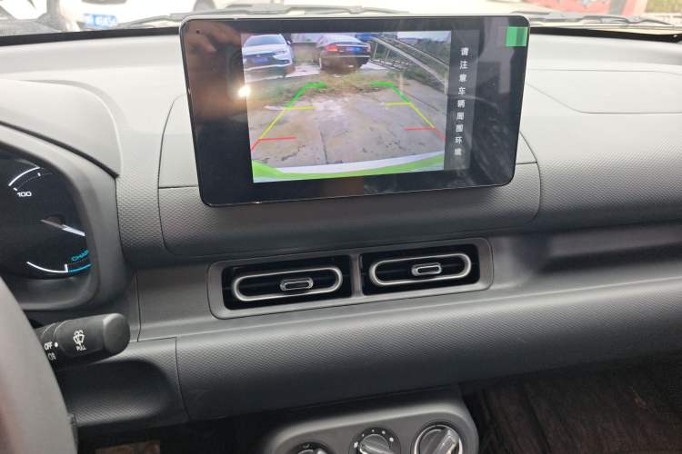 Used Wuling Hongguang New Energy 2024 All-Electric Model 300KM Standard Version