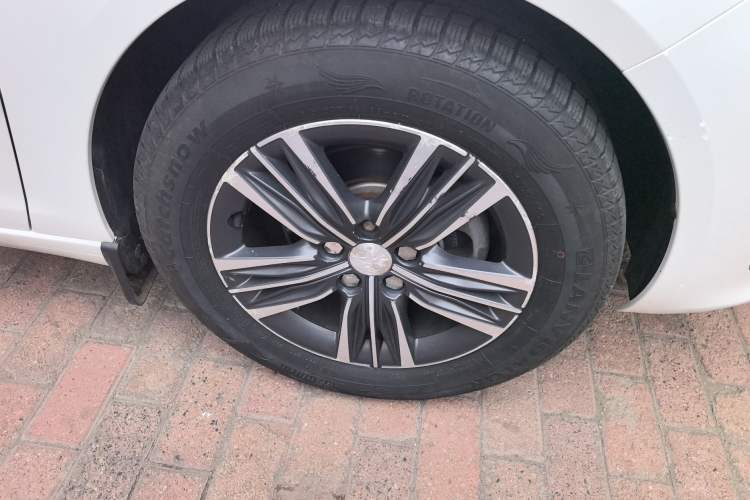 Used Peugeot 308 2016 1.6L Automatic Luxury Edition
