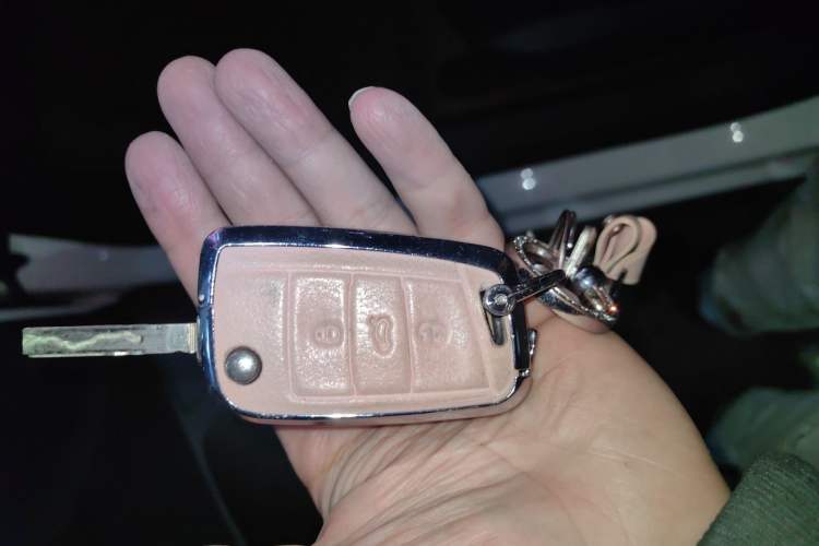 Used Volkswagen T-ROC 2021 280TSI DSG Two-Wheel Drive Elite Connect Edition