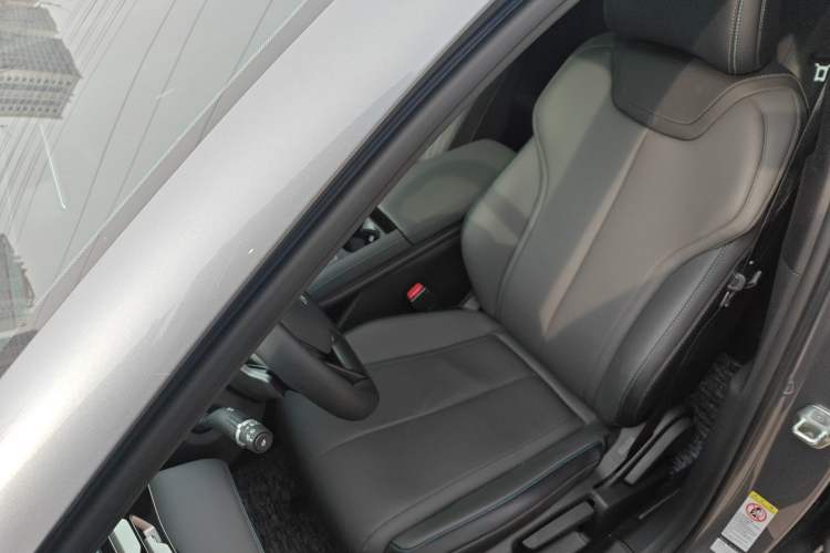 Used BYD Qin L 2025 DM-i Smart Drive 80KM Leading Model