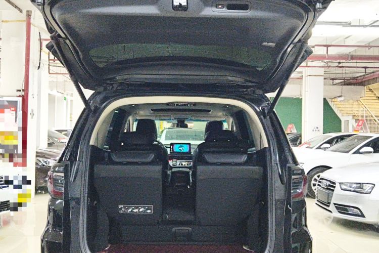 Used Honda Elysion 2022 2.0L eHEV Luxury Edition