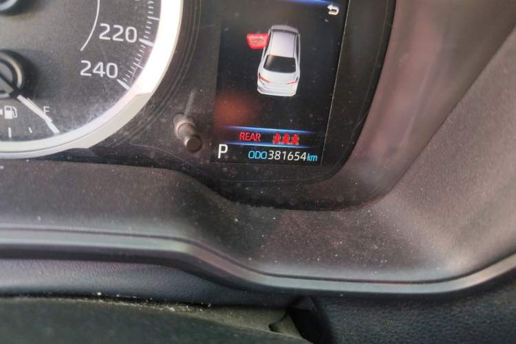 Used Toyota Corolla 2021 1.2T S-CVT Elite PLUS Edition Odometer Close Up