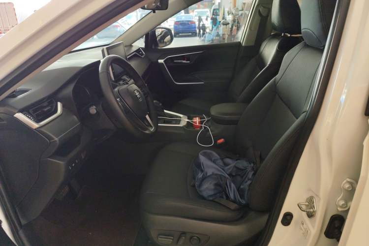 Used Toyota RAV4 2021 Dual-Engine 2.5L E-CVT Two-Wheel Drive Elite Edition