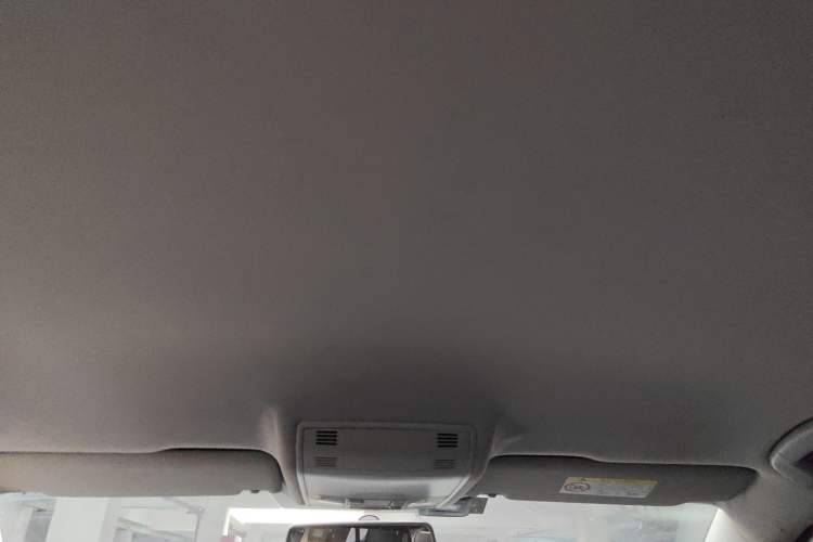 Used Volkswagen Golf 2015 1.6L Manual Fashion Edition
