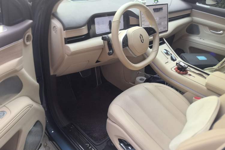 Used Hima AITO M7 2024 1.5T Intelligent Driving Rear-Drive Ultra Version 6 Seats