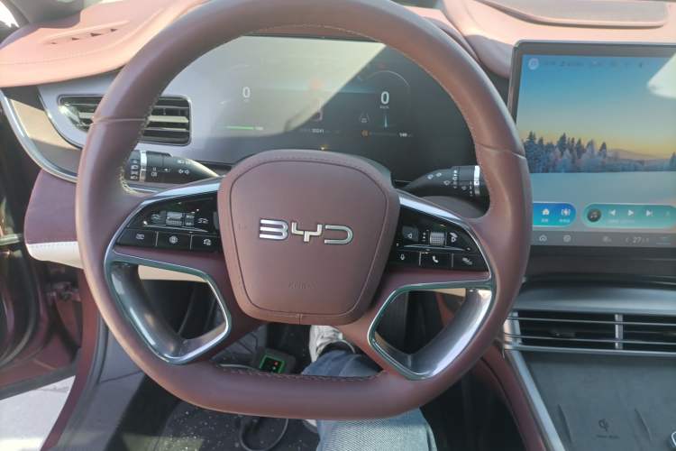 Used BYD Seal 2023 DM-i 1.5T 121km Flagship Model
