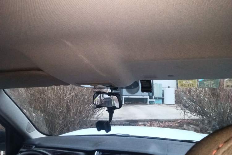 Used CHANGAN OSHAN X70A 
