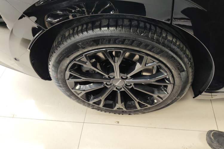 Used Zeekr 007GT 2025 Rear-Drive Intelligent Driving Version 75 kWh Right Rear Wheel Hub