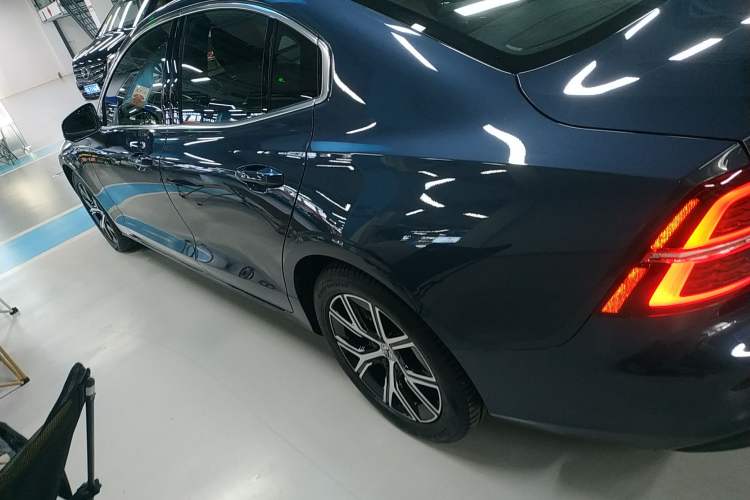 Used Volvo S60 2023 B4 Zhiyi Luxury Edition