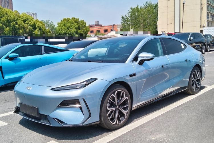 Used Geely Galaxy E8 2025 700 km Long-Range Intelligent Driving Version