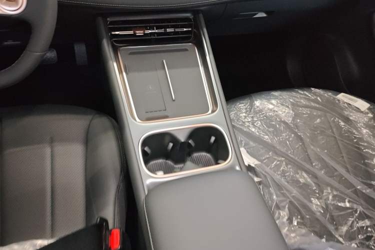 Used Baojun Yunhai 2026 Model 500km Pure Electric Standard Edition