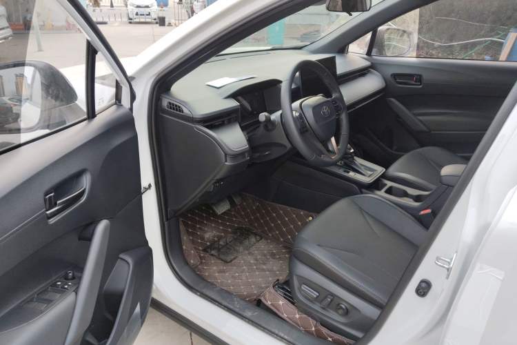 Used Toyota FRONTLANDER 2026 Model 2.0L CVT Comfort PLUS Edition
