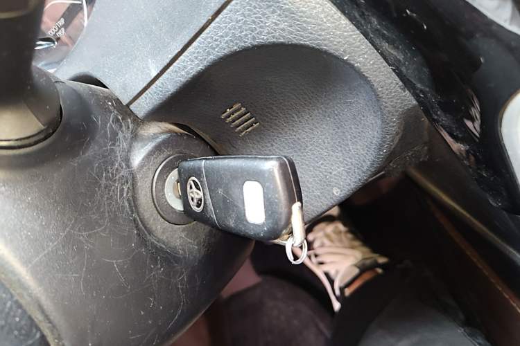 Used Toyota Corolla 2017 Revised Version 1.2T S-CVT GL Vehicle Key