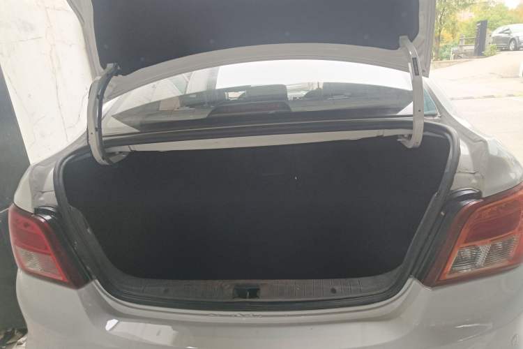 Used FORTHING Joyear S50 2016 1.5L Manual Luxury Edition