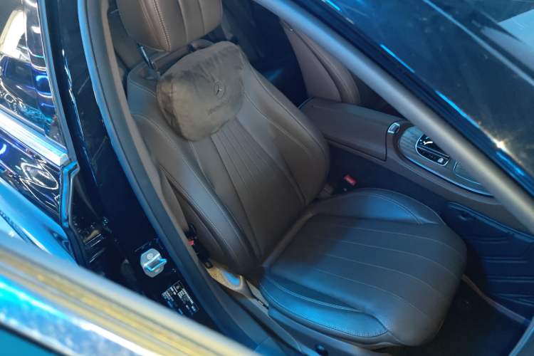 Used Mercedes-Benz E-Class 2023 Updated E 300 L Fashion Edition
