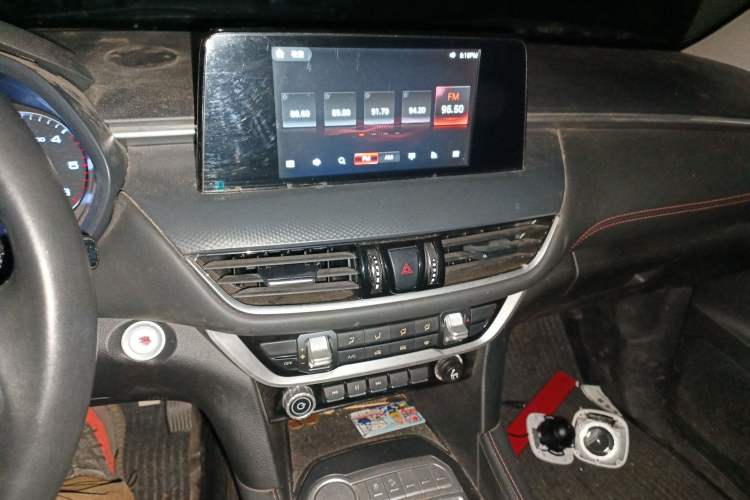 Used Foton Tunland Yutu 2020 2.0T Yutu 9 Diesel Two-Wheel Drive Luxury Long-Wheelbase 4F20TC