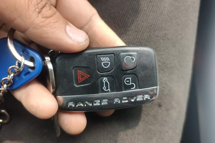 Used Land Rover Range Evoque 2013 2.0T 5-Door Ignite Edition Vehicle Key