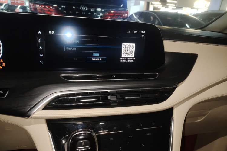 Used Buick GL8 2022 ES Landtrek 653T Flagship Model
