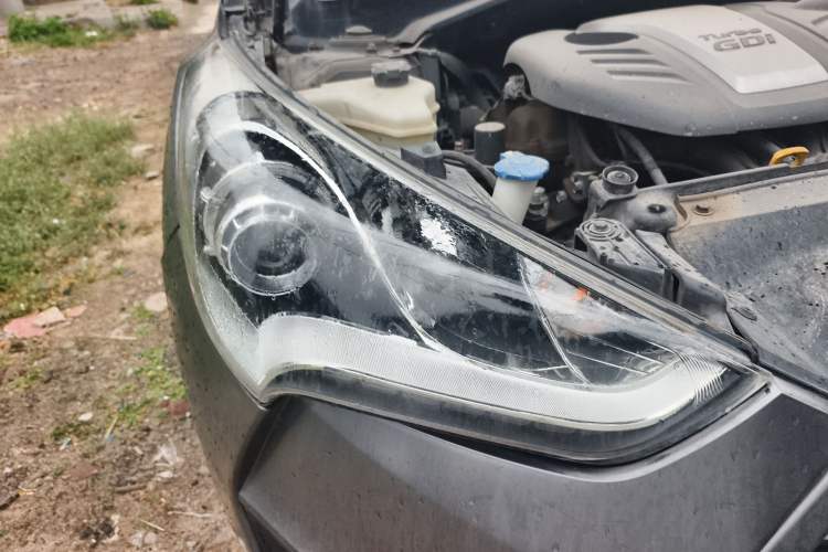 Used Hyundai Veloster 2012 1.6T Automatic Luxury Edition Right Front Headlight