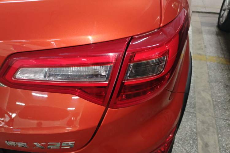 Used BAIC Senova X25 2015 1.5L Manual Elite Edition