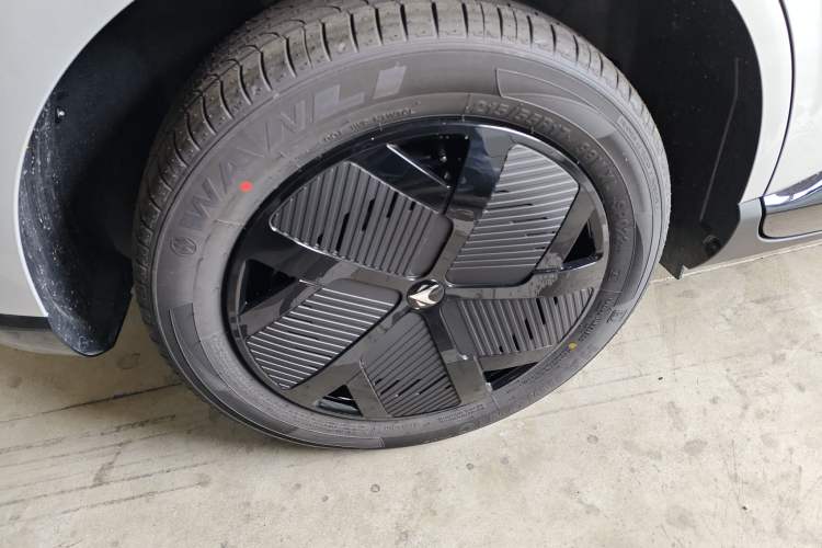 Used ARCFOX T1 2025 Model 320 PRO